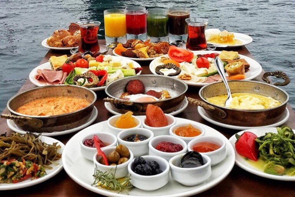 Anadolu Yakası Kahvaltı Yerleri - Lacivert Restaurant